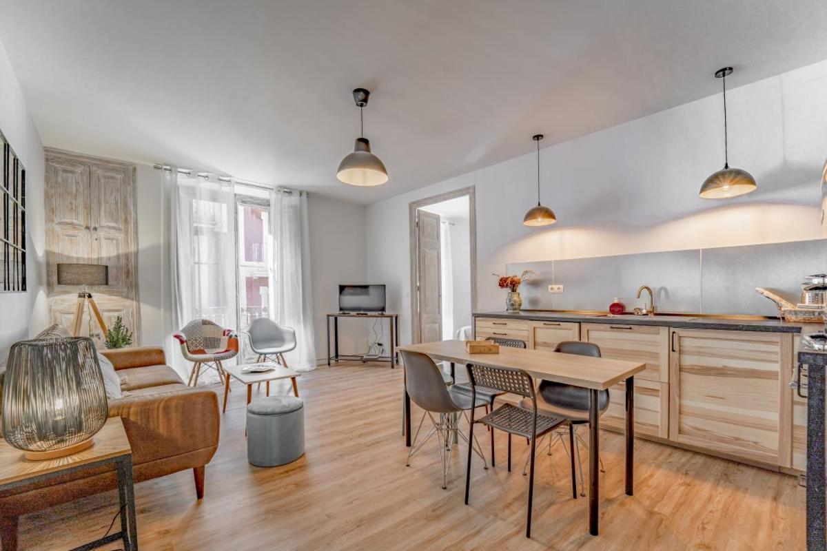 3.1 Apartamento Cap Del Bosc ปุจเซร์ดา ภายนอก รูปภาพ
